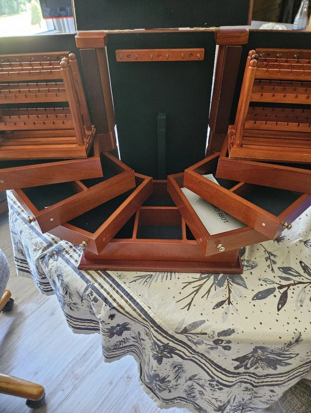 Lori Greiner Jewelry Box